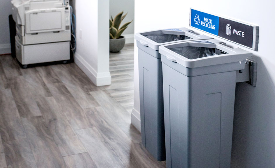Busch Systems Rise Series in grey triple with waste