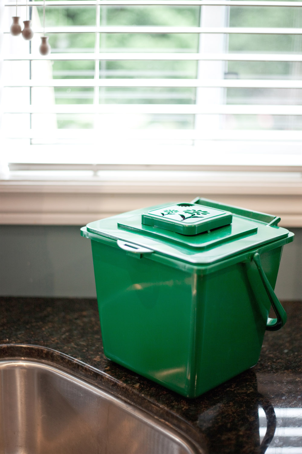 Kitchen Composter KC1000