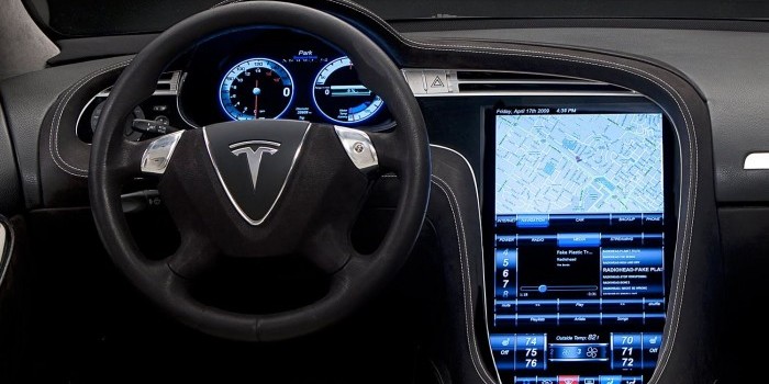 TESLA INTERIOR