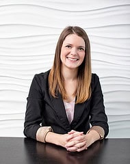 Rebecca Rainey Head Shot